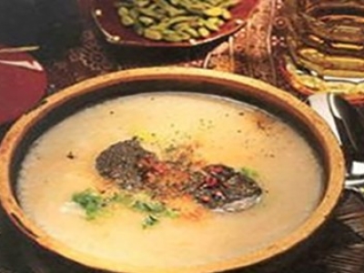 Velouté crémeux de châtaignes aux truffes noires