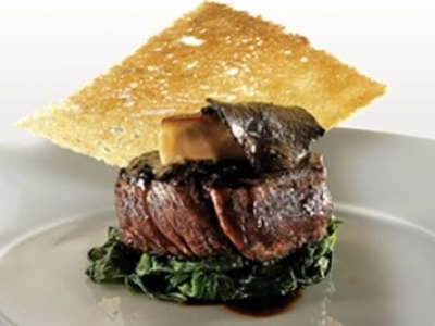 Filet de bœuf au foie gras et truffes noires